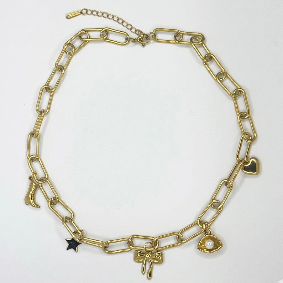 Charms choker