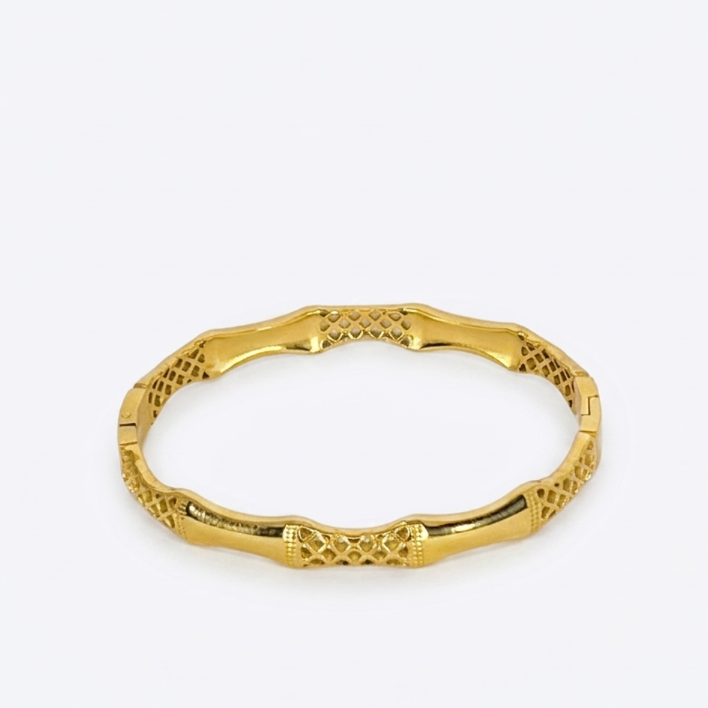 Intricate Gold Lattice Bangle